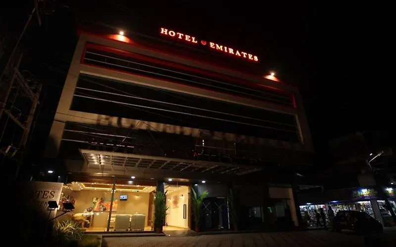 Hotel Emirates Kannangad